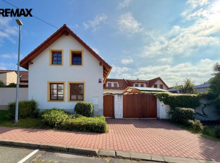 Pronájem bytu, 3+1, 85 m²
