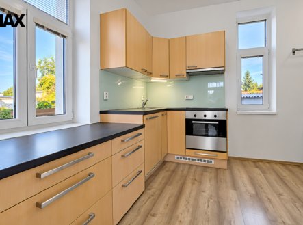 Pronájem bytu, 2+kk, 42 m²