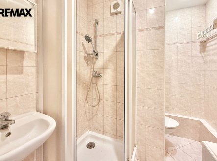 Pronájem bytu, 1+kk, 30 m²
