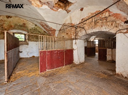 Pronájem zemědělského objektu, 17 911 m²