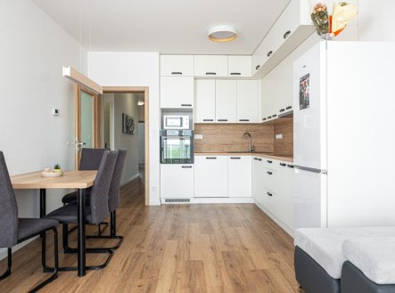 Pronájem bytu, 3+kk, 81 m²