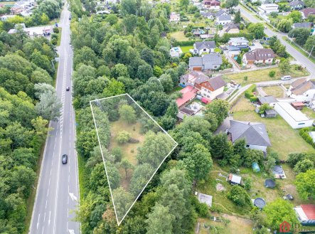 Prodej pozemku pro bydlení, 1 825 m²