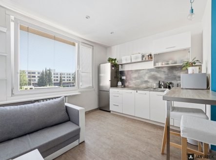 Pronájem bytu, 2+kk, 36 m²
