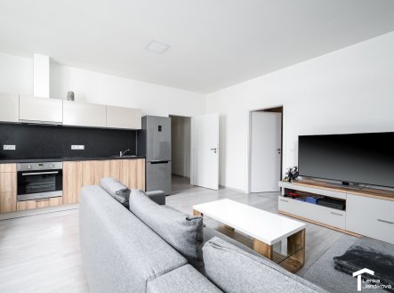 Pronájem bytu, 2+kk, 63 m²