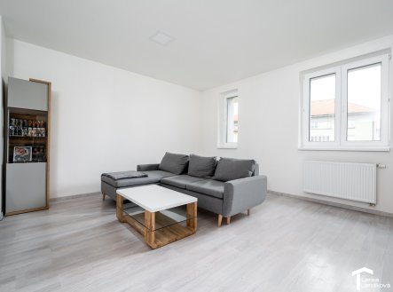 Pronájem bytu, 2+kk, 63 m²