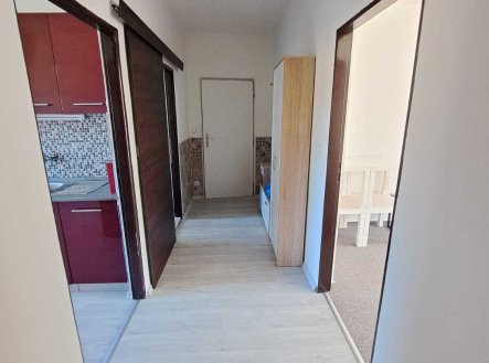 Pronájem bytu, 2+1, 61 m²