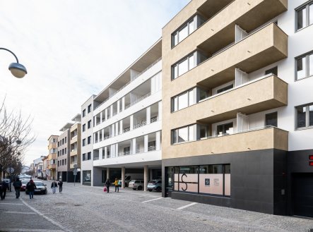 Pronájem bytu, 3+kk, 82 m²