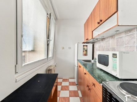 Pronájem bytu, 1+kk, 28 m²