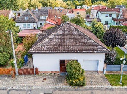 Pronájem domu/vily, 175 m²