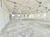 Pronájem obchodní prostory, 365 m²
