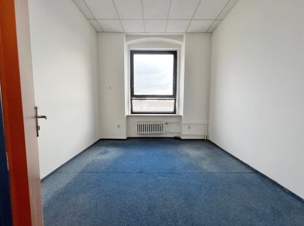 . | Pronájem - kanceláře, 18 m²