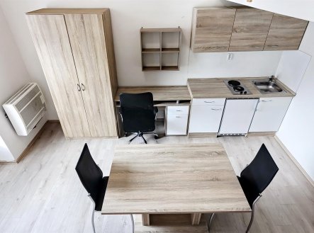 . | Pronájem bytu, 1+kk, 20 m²