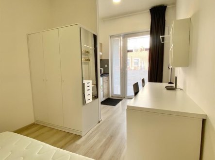 Pronájem bytu, 1+kk, 19 m²