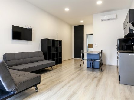 Pronájem bytu, 2+kk, 60 m²
