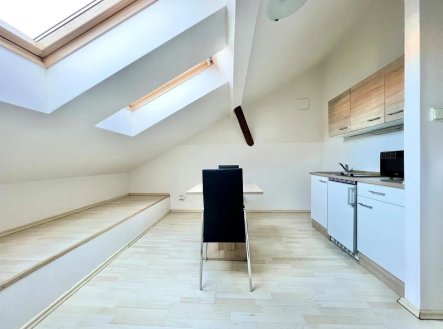 Pronájem bytu, 1+kk, 18 m²