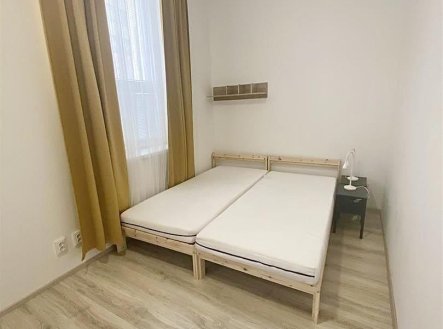 Pronájem bytu, garsoniéra, 28 m²
