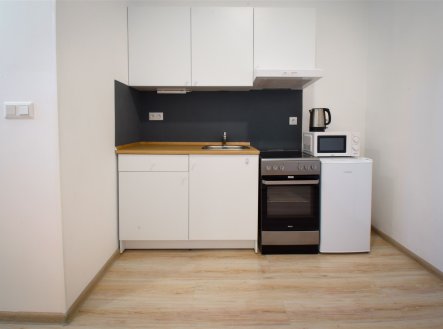 Pronájem bytu, 1+1, 32 m²