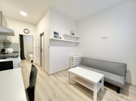 Pronájem bytu, 2+kk, 27 m² obrázek