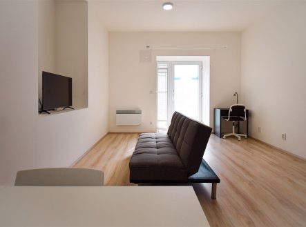 Pronájem bytu, 2+kk, 57 m²