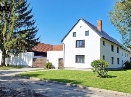 Prodej zemědělského objektu, 4 168 m²