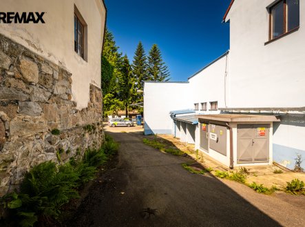 Prodej výrobní prostory, 1 115 m²