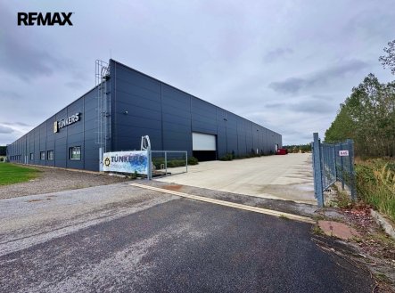 Pronájem výrobní prostory, 6 688 m²