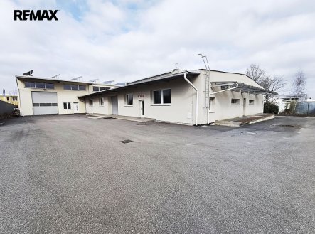 Pronájem výrobní prostory, 1 040 m²