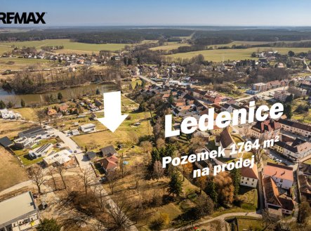 Prodej pozemku pro bydlení, 1 764 m²