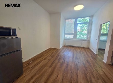 Pronájem bytu, 2+kk, 46 m²
