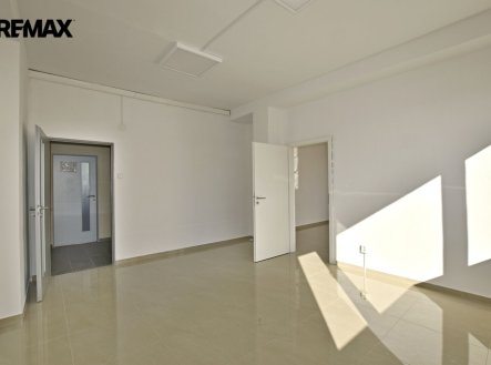 Pronájem kanceláře, 40 m²