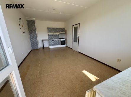 Pronájem bytu, 2+kk, 42 m²