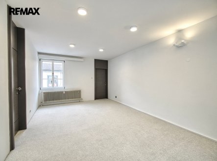 Pronájem kanceláře, 29 m²