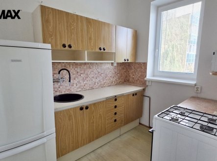 Pronájem bytu, 2+1, 46 m²