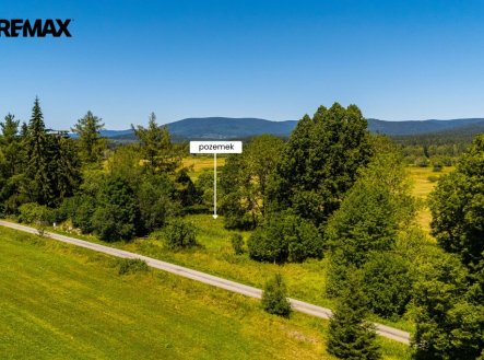 Prodej pozemku pro bydlení, 1 870 m²