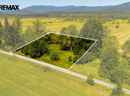 Prodej pozemku pro bydlení, 1 870 m²