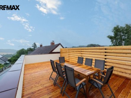 Pronájem bytu, 3+kk, 110 m²