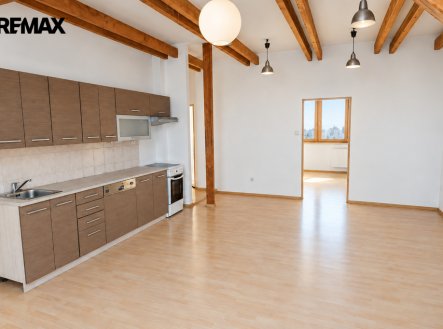 Pronájem bytu, 3+kk, 80 m²