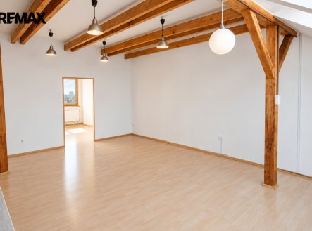 Pronájem bytu, 3+kk, 80 m²