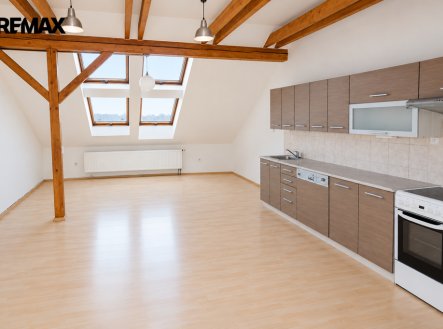 Pronájem bytu, 3+kk, 80 m²