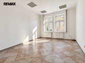 Pronájem - kanceláře, 96 m²