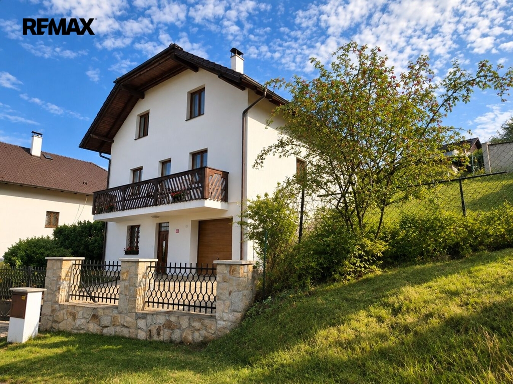 dům