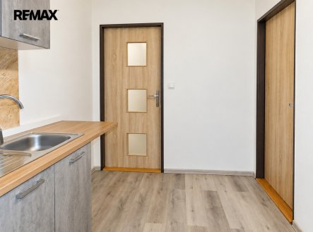 Pronájem bytu, 1+1, 35 m²