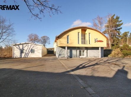 Prodej výrobní prostory, 2 700 m²