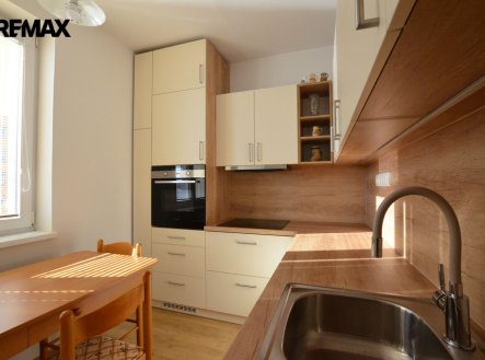 Pronájem bytu, 1+1, 39 m²