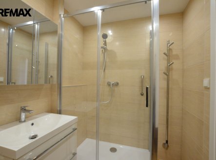 Pronájem bytu, 1+1, 39 m²