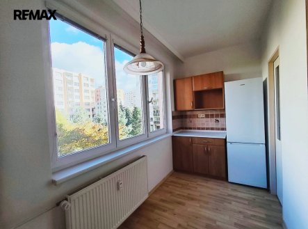Pronájem bytu, 3+1, 78 m²