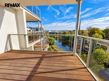 Pronájem bytu, 3+kk, 107 m²