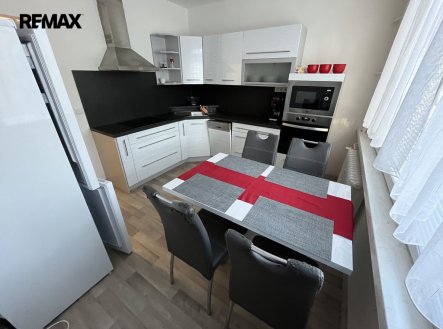 Pronájem bytu, 2+1, 61 m²