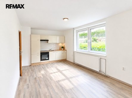 Pronájem bytu, 3+1, 180 m²