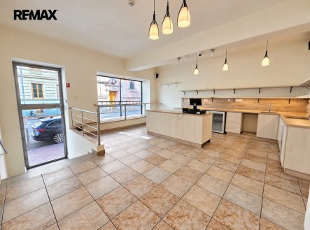 Prodej obchodní prostory, 120 m²